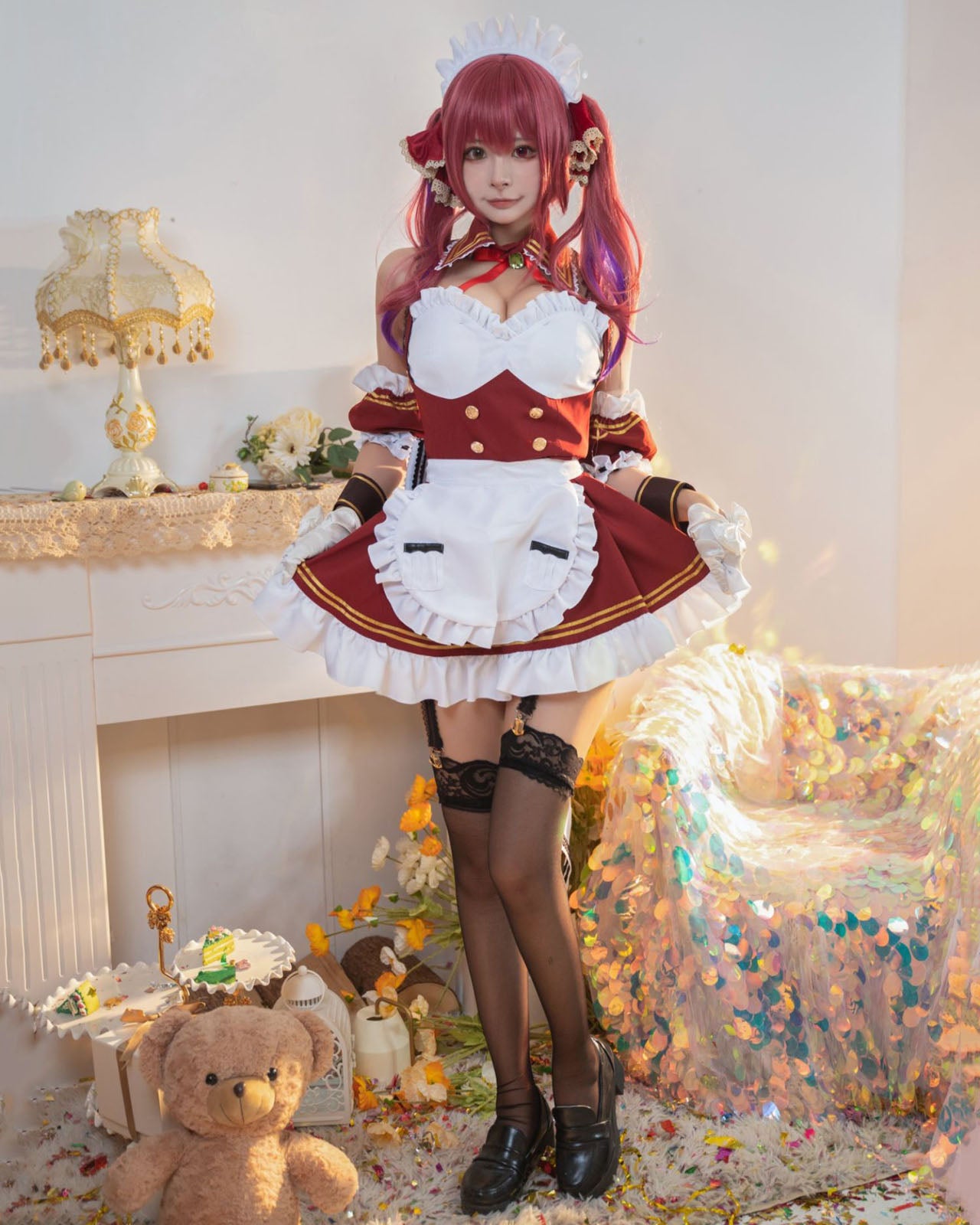 ホロライブ 宝鐘マリン メイド服 コスチューム 赤