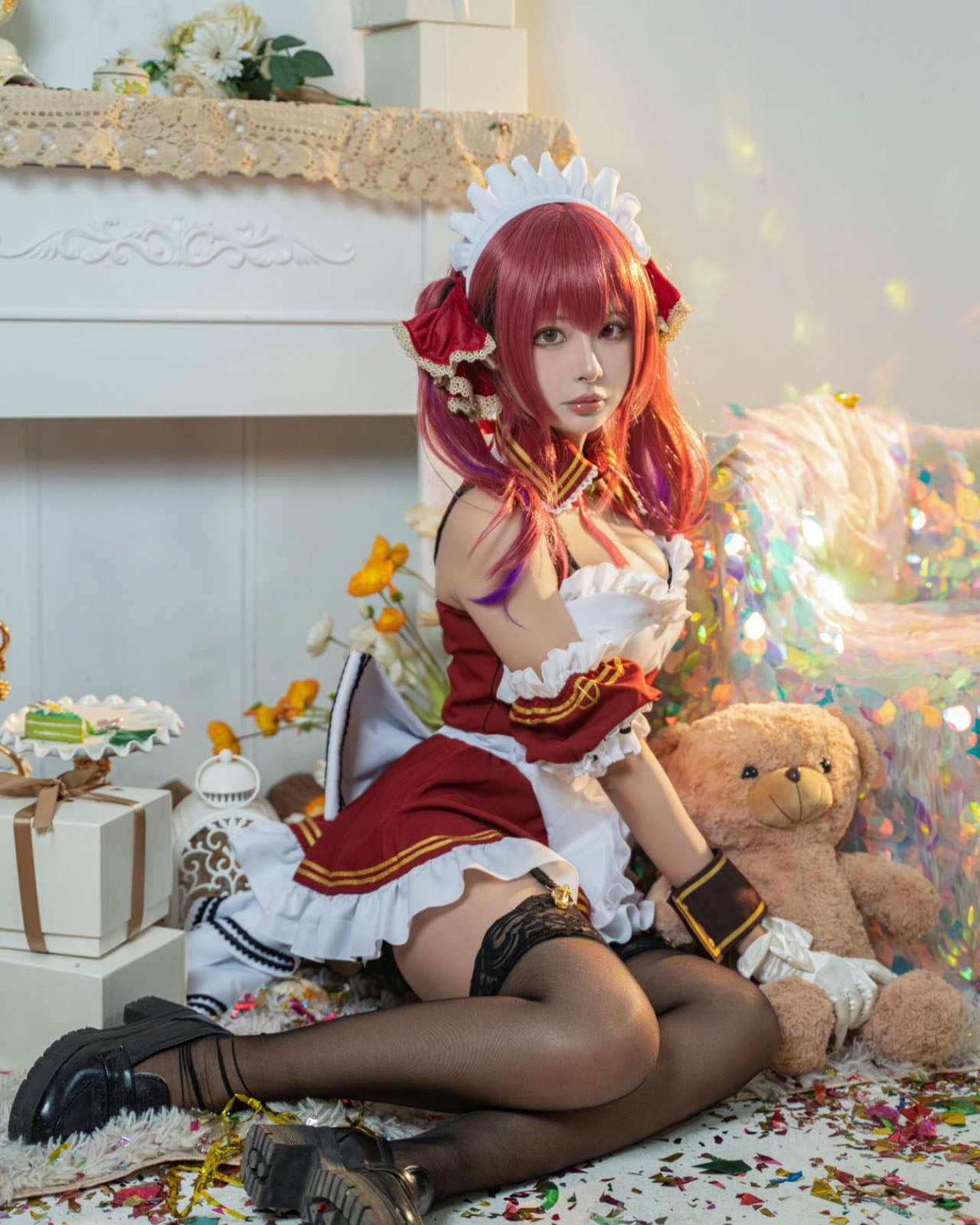 ホロライブ 宝鐘マリン メイド服 コスチューム 赤