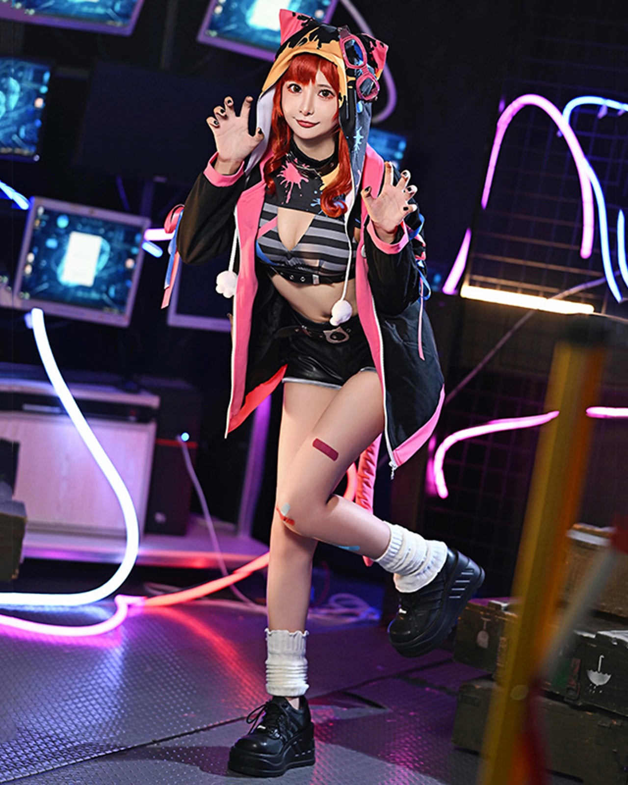 猫汰つな ルーズソックス付き コスプレ