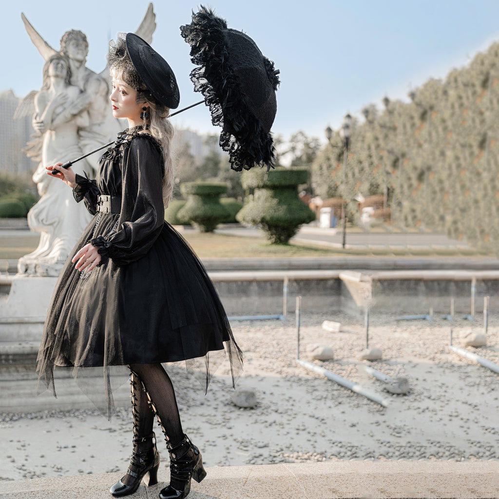 ロリータ服 ダーク 可愛い ワンピース コーデ　地雷系