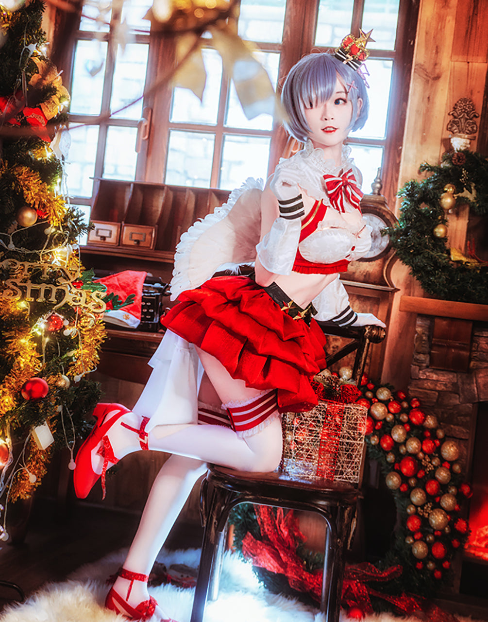 レム クリスマス衣装 トップスとスカートの全身コーデ